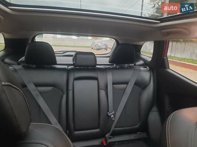 Красный Рено Kadjar, объемом двигателя 1.6 л и пробегом 210 тыс. км за 16500 $, фото 10 на Automoto.ua