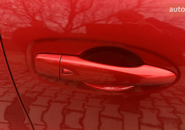 Красный Рено Kadjar, объемом двигателя 1.2 л и пробегом 220 тыс. км за 14300 $, фото 23 на Automoto.ua