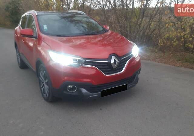 Красный Рено Kadjar, объемом двигателя 1.6 л и пробегом 210 тыс. км за 16500 $, фото 14 на Automoto.ua