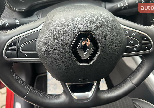 Красный Рено Kadjar, объемом двигателя 1.2 л и пробегом 220 тыс. км за 14300 $, фото 19 на Automoto.ua