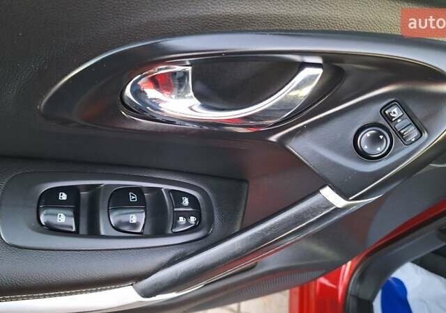 Красный Рено Kadjar, объемом двигателя 1.6 л и пробегом 243 тыс. км за 13900 $, фото 10 на Automoto.ua