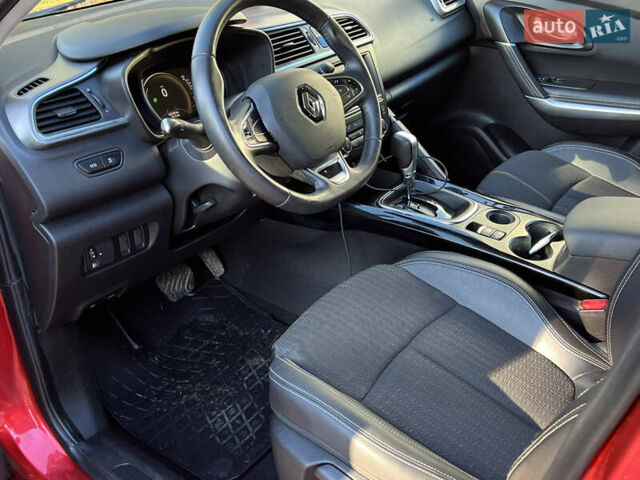 Червоний Рено Kadjar, об'ємом двигуна 1.5 л та пробігом 195 тис. км за 13950 $, фото 37 на Automoto.ua