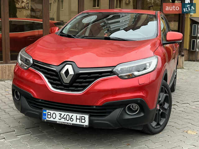 Красный Рено Kadjar, объемом двигателя 1.5 л и пробегом 196 тыс. км за 13950 $, фото 18 на Automoto.ua