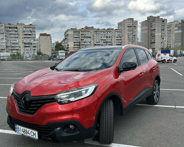 Червоний Рено Kadjar, об'ємом двигуна 1.46 л та пробігом 207 тис. км за 18799 $, фото 5 на Automoto.ua