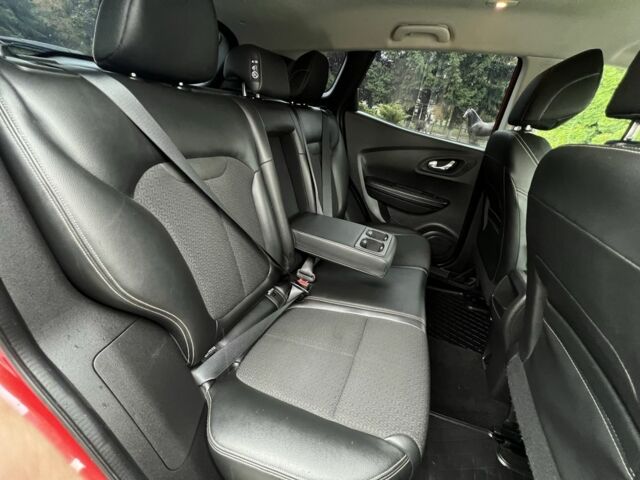 Красный Рено Kadjar, объемом двигателя 1.5 л и пробегом 195 тыс. км за 14444 $, фото 9 на Automoto.ua