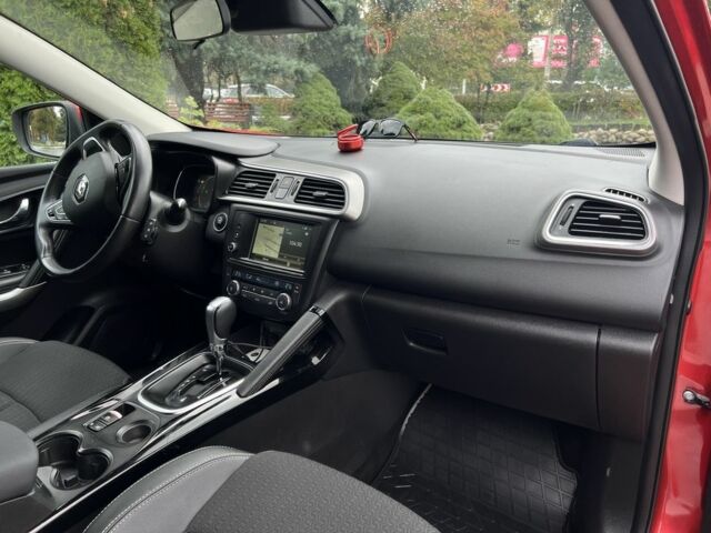 Красный Рено Kadjar, объемом двигателя 1.5 л и пробегом 195 тыс. км за 14444 $, фото 10 на Automoto.ua
