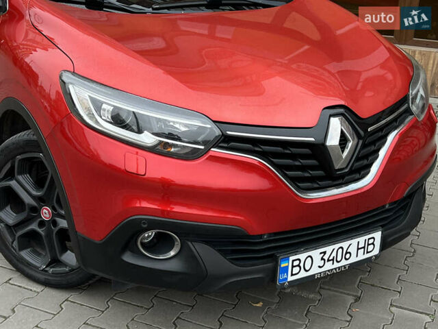Красный Рено Kadjar, объемом двигателя 1.5 л и пробегом 196 тыс. км за 13950 $, фото 8 на Automoto.ua