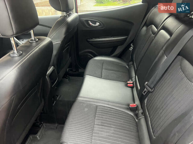 Червоний Рено Kadjar, об'ємом двигуна 1.46 л та пробігом 171 тис. км за 18500 $, фото 39 на Automoto.ua