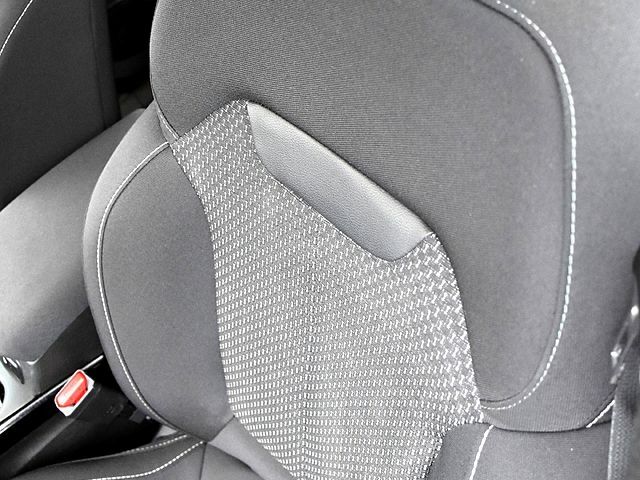 Красный Рено Kadjar, объемом двигателя 16 л и пробегом 142 тыс. км за 14950 $, фото 9 на Automoto.ua