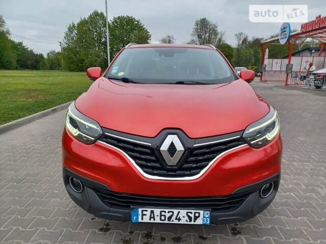 Красный Рено Kadjar, объемом двигателя 1.5 л и пробегом 194 тыс. км за 16199 $, фото 1 на Automoto.ua