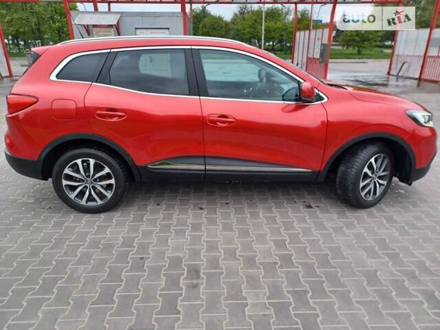 Красный Рено Kadjar, объемом двигателя 1.5 л и пробегом 194 тыс. км за 16199 $, фото 6 на Automoto.ua