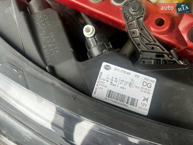 Червоний Рено Kadjar, об'ємом двигуна 1.46 л та пробігом 171 тис. км за 18500 $, фото 17 на Automoto.ua