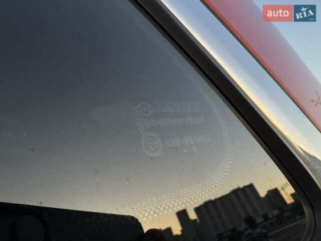 Червоний Рено Kadjar, об'ємом двигуна 1.46 л та пробігом 117 тис. км за 20900 $, фото 74 на Automoto.ua