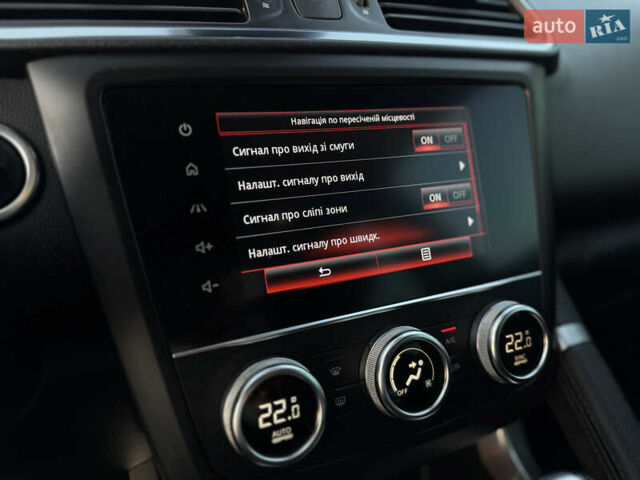 Червоний Рено Kadjar, об'ємом двигуна 1.46 л та пробігом 117 тис. км за 20900 $, фото 30 на Automoto.ua