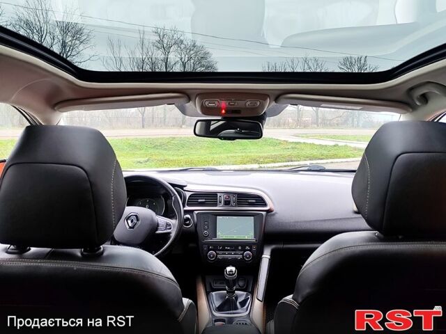 Рено Kadjar, объемом двигателя 1.5 л и пробегом 215 тыс. км за 15300 $, фото 7 на Automoto.ua