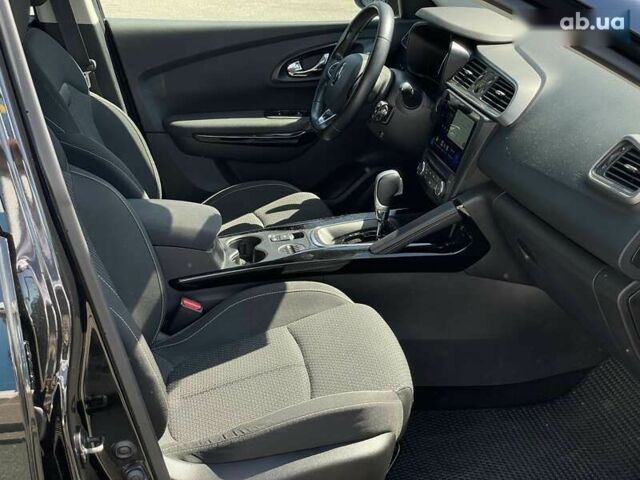 Рено Kadjar, объемом двигателя 1.5 л и пробегом 144 тыс. км за 15990 $, фото 14 на Automoto.ua