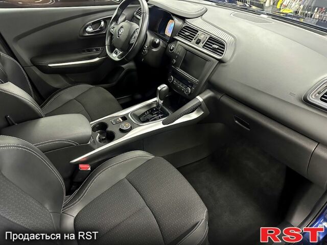 Рено Kadjar, объемом двигателя 1.2 л и пробегом 132 тыс. км за 14700 $, фото 4 на Automoto.ua