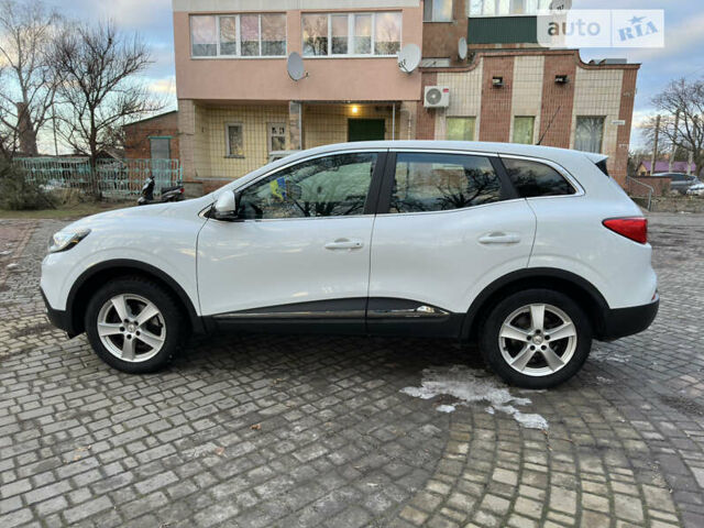 Рено Kadjar, объемом двигателя 1.46 л и пробегом 166 тыс. км за 18200 $, фото 7 на Automoto.ua