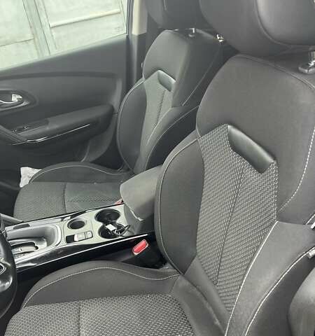Рено Kadjar, объемом двигателя 1.6 л и пробегом 149 тыс. км за 15500 $, фото 5 на Automoto.ua