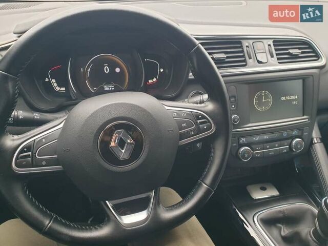 Рено Kadjar, объемом двигателя 1.46 л и пробегом 152 тыс. км за 16150 $, фото 12 на Automoto.ua