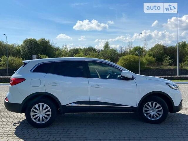 Рено Kadjar, объемом двигателя 1.5 л и пробегом 139 тыс. км за 17249 $, фото 6 на Automoto.ua