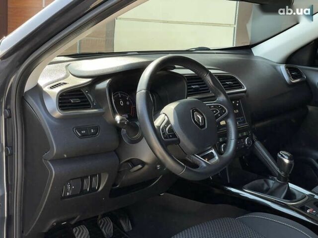 Рено Kadjar, объемом двигателя 1.5 л и пробегом 131 тыс. км за 18555 $, фото 24 на Automoto.ua
