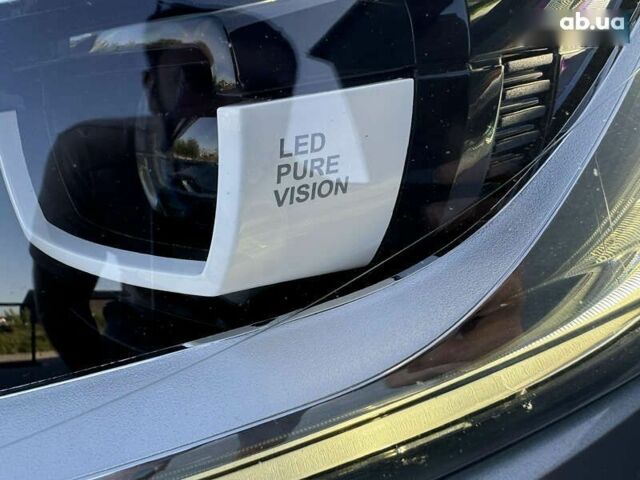 Рено Kadjar, объемом двигателя 1.3 л и пробегом 116 тыс. км за 18700 $, фото 5 на Automoto.ua