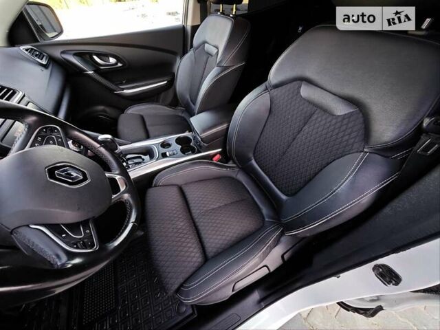 Рено Kadjar, объемом двигателя 1.46 л и пробегом 138 тыс. км за 20500 $, фото 18 на Automoto.ua