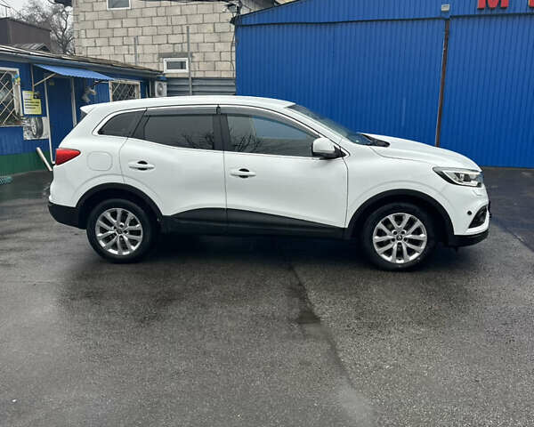 Рено Kadjar, объемом двигателя 1.5 л и пробегом 175 тыс. км за 18200 $, фото 18 на Automoto.ua