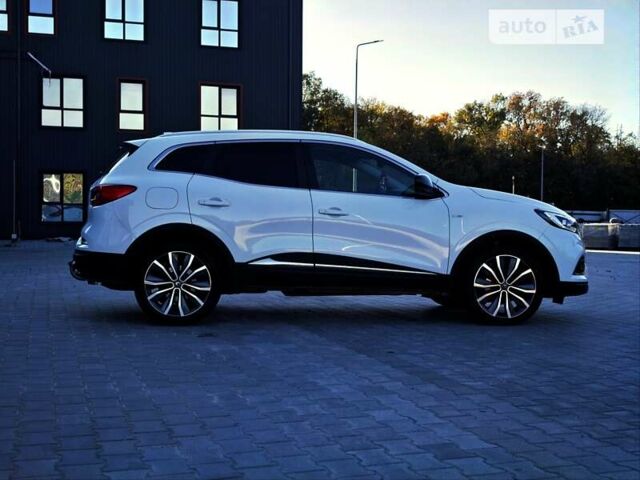 Рено Kadjar, объемом двигателя 1.46 л и пробегом 138 тыс. км за 20500 $, фото 5 на Automoto.ua