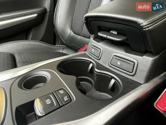 Рено Kadjar, объемом двигателя 0 л и пробегом 158 тыс. км за 21499 $, фото 17 на Automoto.ua
