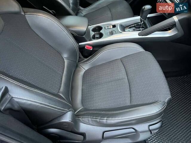 Серый Рено Kadjar, объемом двигателя 1.46 л и пробегом 275 тыс. км за 14600 $, фото 34 на Automoto.ua