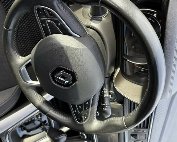 Сірий Рено Kadjar, об'ємом двигуна 1.46 л та пробігом 275 тис. км за 12900 $, фото 20 на Automoto.ua