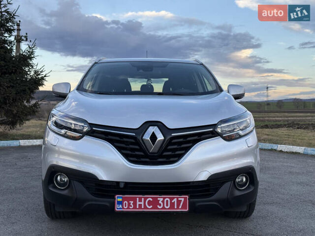 Серый Рено Kadjar, объемом двигателя 1.5 л и пробегом 134 тыс. км за 16500 $, фото 8 на Automoto.ua