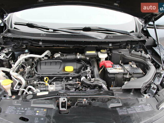 Серый Рено Kadjar, объемом двигателя 1.6 л и пробегом 92 тыс. км за 17500 $, фото 13 на Automoto.ua