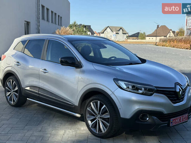 Серый Рено Kadjar, объемом двигателя 1.6 л и пробегом 171 тыс. км за 17999 $, фото 5 на Automoto.ua