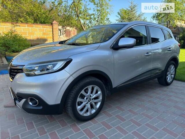 Серый Рено Kadjar, объемом двигателя 1.2 л и пробегом 138 тыс. км за 13400 $, фото 3 на Automoto.ua