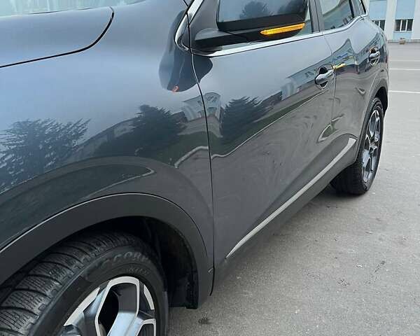 Серый Рено Kadjar, объемом двигателя 1.46 л и пробегом 275 тыс. км за 14600 $, фото 6 на Automoto.ua