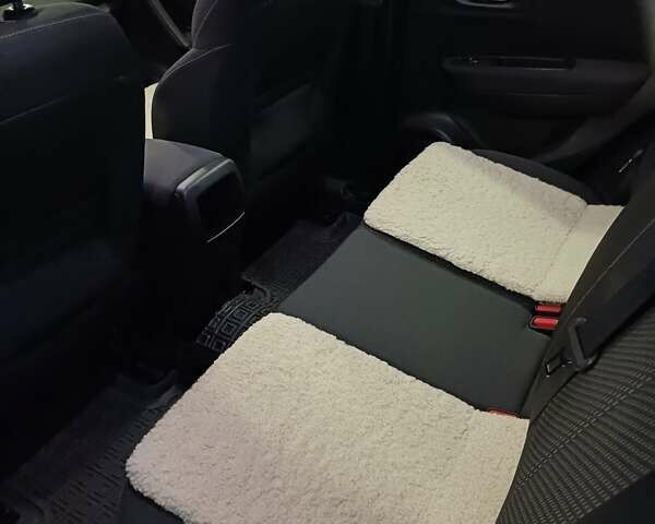 Сірий Рено Kadjar, об'ємом двигуна 1.5 л та пробігом 277 тис. км за 14600 $, фото 13 на Automoto.ua