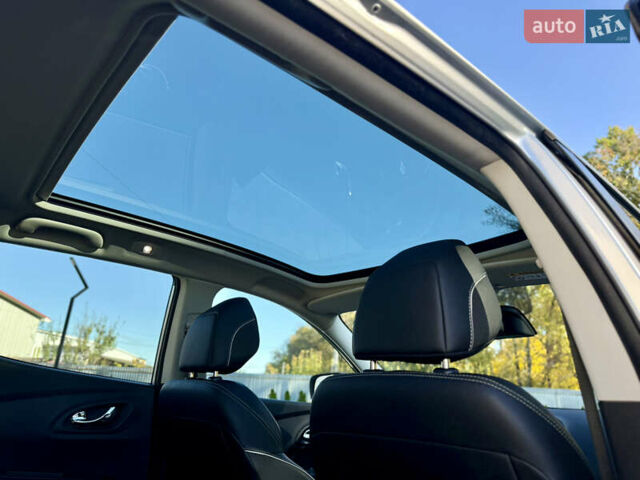 Серый Рено Kadjar, объемом двигателя 1.6 л и пробегом 171 тыс. км за 17999 $, фото 19 на Automoto.ua