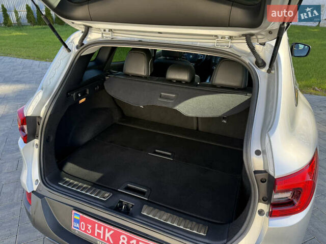 Серый Рено Kadjar, объемом двигателя 1.6 л и пробегом 171 тыс. км за 17999 $, фото 16 на Automoto.ua