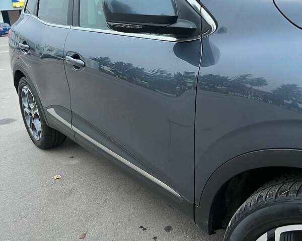 Серый Рено Kadjar, объемом двигателя 1.46 л и пробегом 275 тыс. км за 14600 $, фото 16 на Automoto.ua