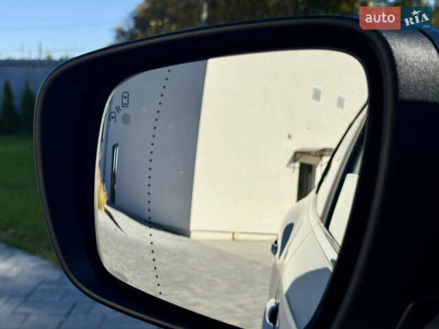 Серый Рено Kadjar, объемом двигателя 1.6 л и пробегом 171 тыс. км за 17999 $, фото 12 на Automoto.ua