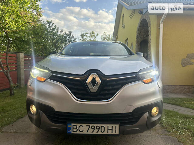 Сірий Рено Kadjar, об'ємом двигуна 1.46 л та пробігом 155 тис. км за 17500 $, фото 1 на Automoto.ua