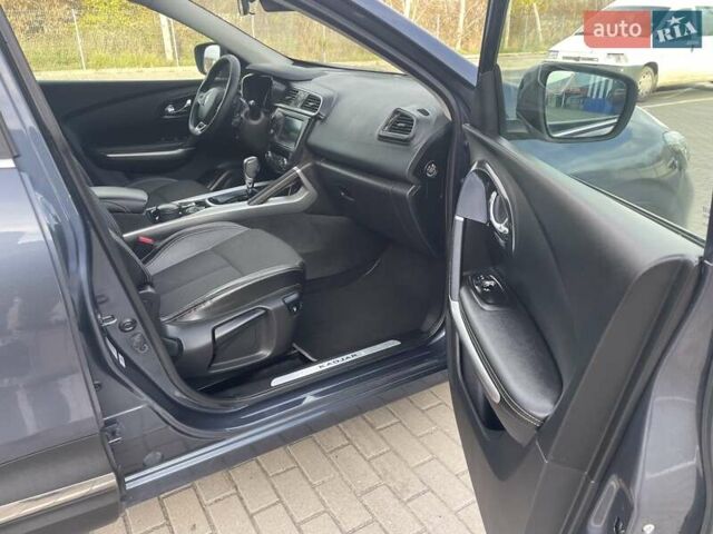 Серый Рено Kadjar, объемом двигателя 1.46 л и пробегом 225 тыс. км за 14900 $, фото 15 на Automoto.ua