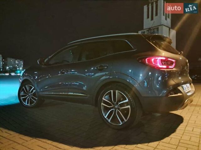 Серый Рено Kadjar, объемом двигателя 1.46 л и пробегом 227 тыс. км за 16500 $, фото 46 на Automoto.ua