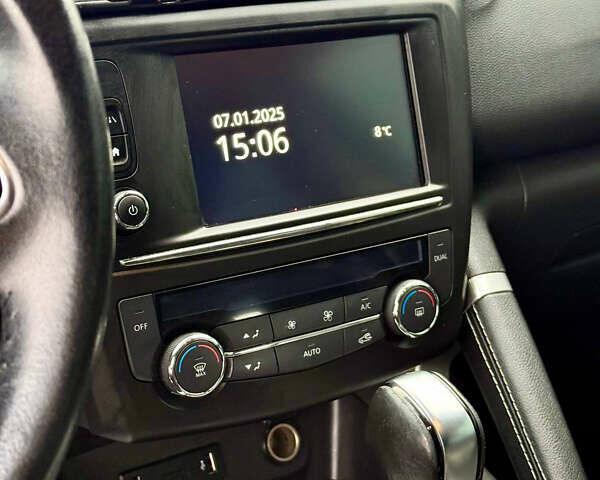 Серый Рено Kadjar, объемом двигателя 1.5 л и пробегом 157 тыс. км за 16700 $, фото 14 на Automoto.ua