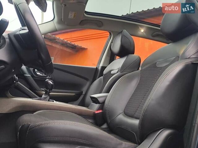 Серый Рено Kadjar, объемом двигателя 1.5 л и пробегом 215 тыс. км за 15300 $, фото 48 на Automoto.ua