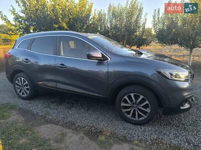 Сірий Рено Kadjar, об'ємом двигуна 1.46 л та пробігом 280 тис. км за 14600 $, фото 1 на Automoto.ua