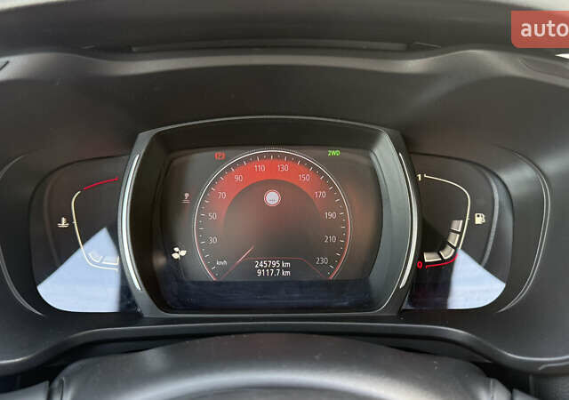 Серый Рено Kadjar, объемом двигателя 1.6 л и пробегом 245 тыс. км за 15000 $, фото 25 на Automoto.ua